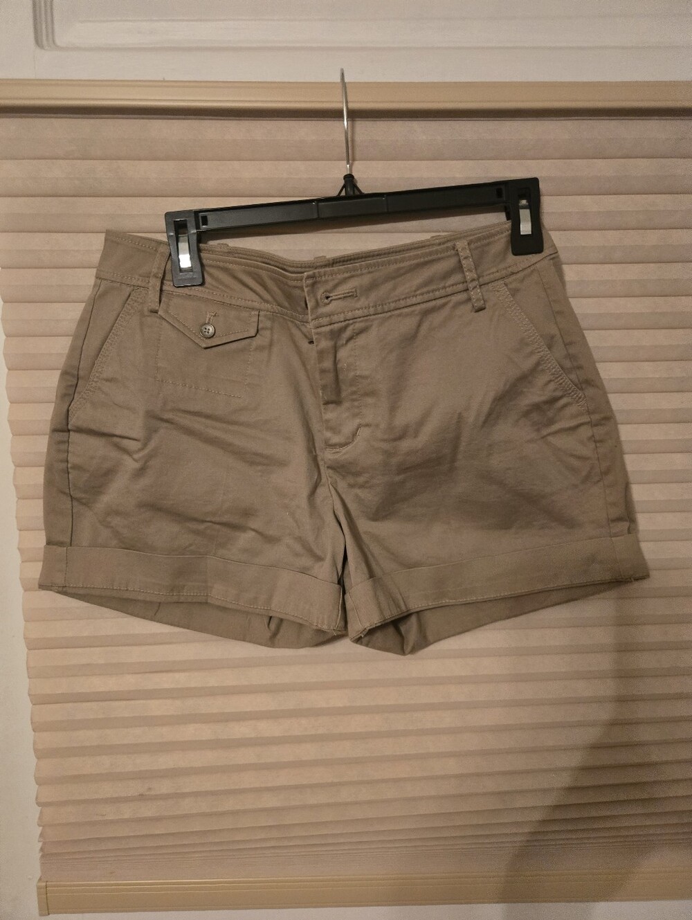 Dkny Tan Roll-Hem Women's Bermuda Shorts